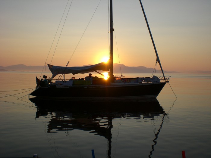 Segelschiff-Sonnenaufgang